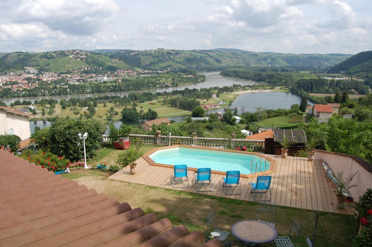 Villa Panoramique Saint-Clair-du-Rhone Luaran gambar