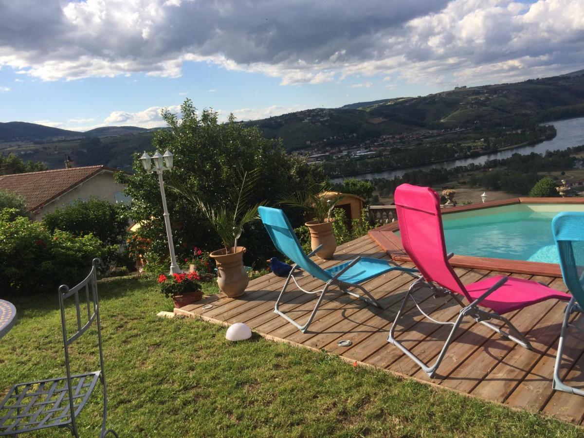 Villa Panoramique Saint-Clair-du-Rhone Luaran gambar